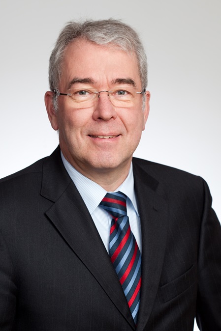 Dr. Tobias Brendel